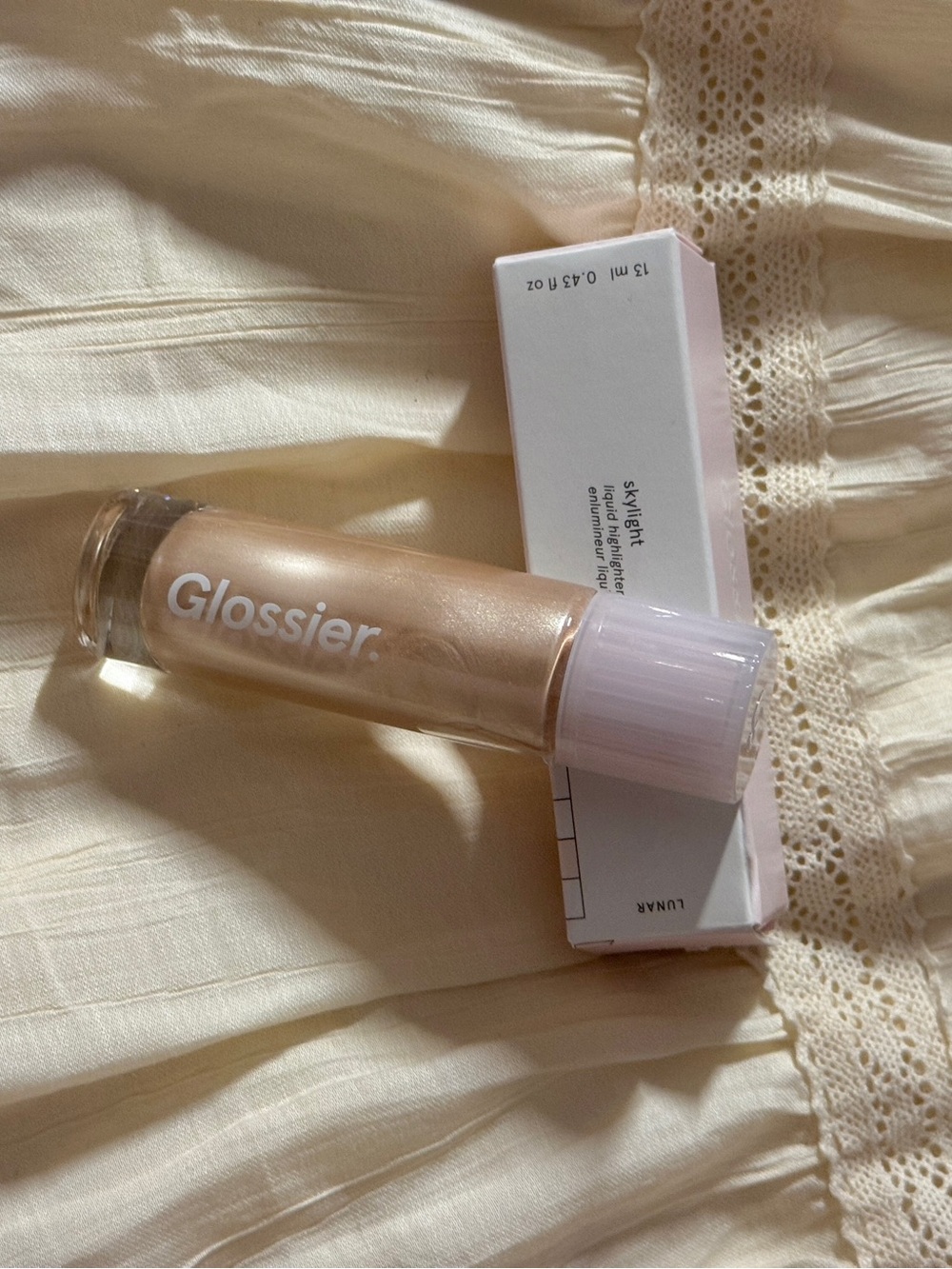 Glossier Skylight Highlighter in Shade Lunar Like New in Box